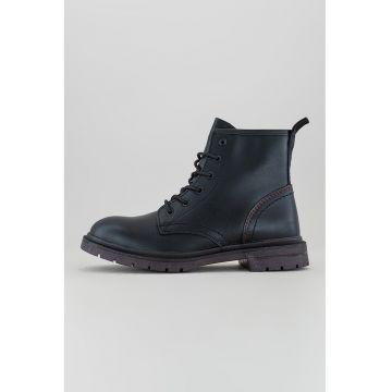 Ghete de piele