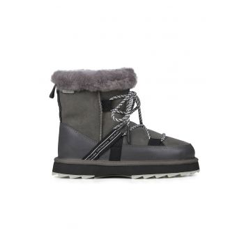 Ghete de piele intoarsa cu fermoar si sireturi Blurred