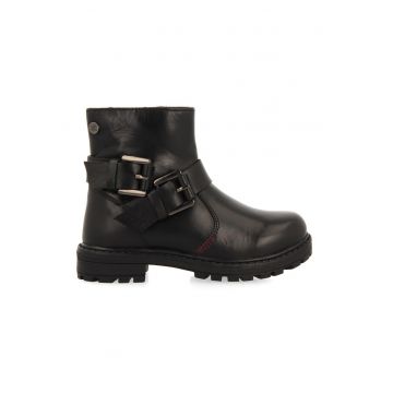 Ghete de piele Raab