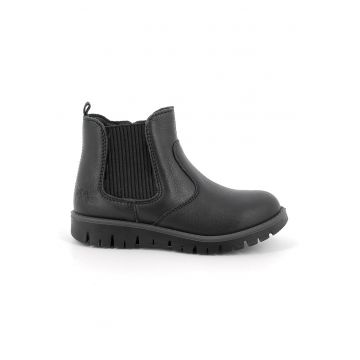 Ghete din piele