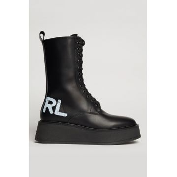 Ghete wedge de piele cu logo