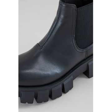 Ghete Chelsea din piele