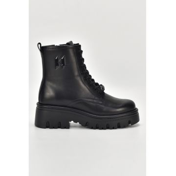 Ghete de piele