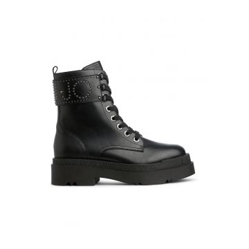 Ghete de piele cu logo cu nituri