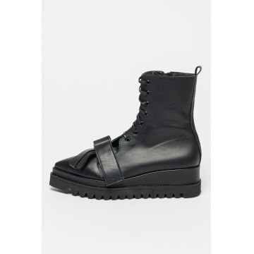 Ghete de piele