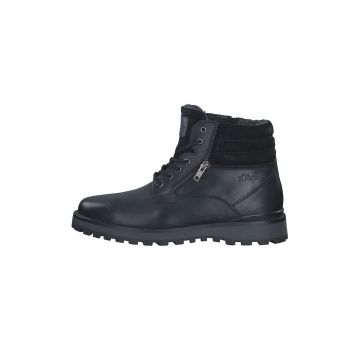 Ghete de piele cu sireturi