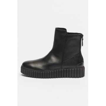Ghete din piele cu talpa wedge