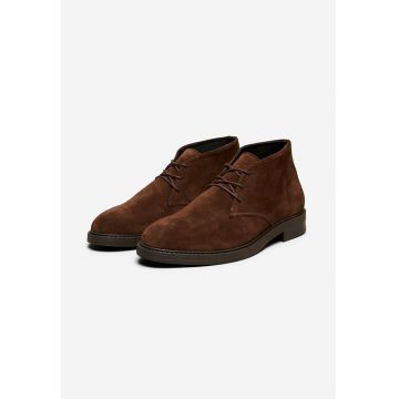 Ghete chukka din piele intoarsa Ghete chukka din piele intoarsa