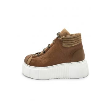 Ghete flatform de piele cu garnituri de piele intoarsa