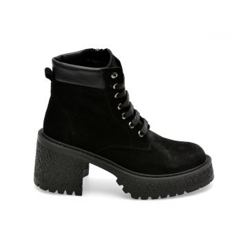 Ghete GRYXX negre, 241K302, din piele intoarsa