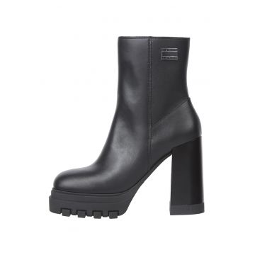 Botine de piele cu varf patrat - Negru