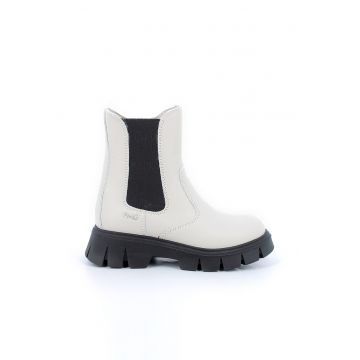 Ghete de piele