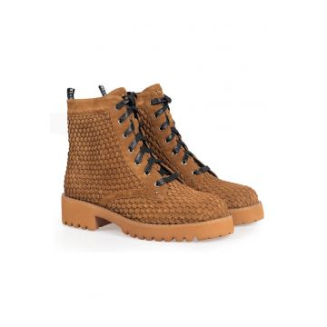 Ghete din piele intoarsa -