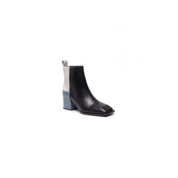 Ghete dama  303085919 - Piele naturala - Negru