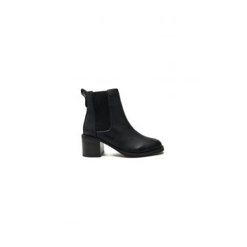 Ghete dama  304162305 - Piele naturala - 41 EU - Negru