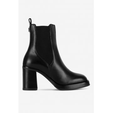 Ghete dama  5903419397066 - Piele naturala - Negru