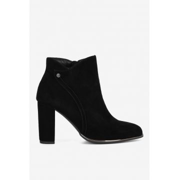 Ghete dama  5905588884859 - Piele intoarsa - Negru