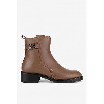 Ghete dama  5905588965923 - Piele naturala - Maro