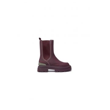 Ghete dama  304317606 - Piele ecologica - Rosu