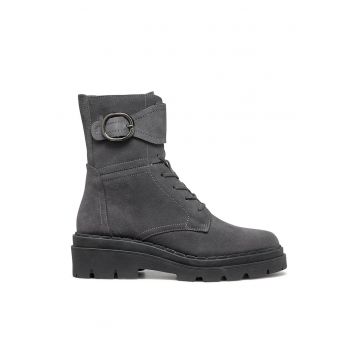 Ghete de piele intoarsa Ghete de piele intoarsa