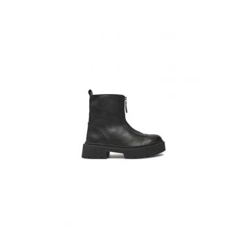 Ghete dama  304364594 - Piele naturala - 41 EU - Negru