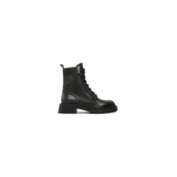 Ghete dama  304417481 - Piele naturala - 41 EU - Negru